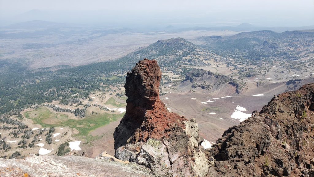 summit view north from broken top mountain oregon