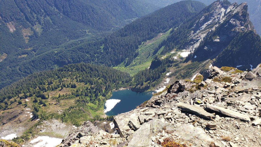 white chuck lake below the summit of the peak