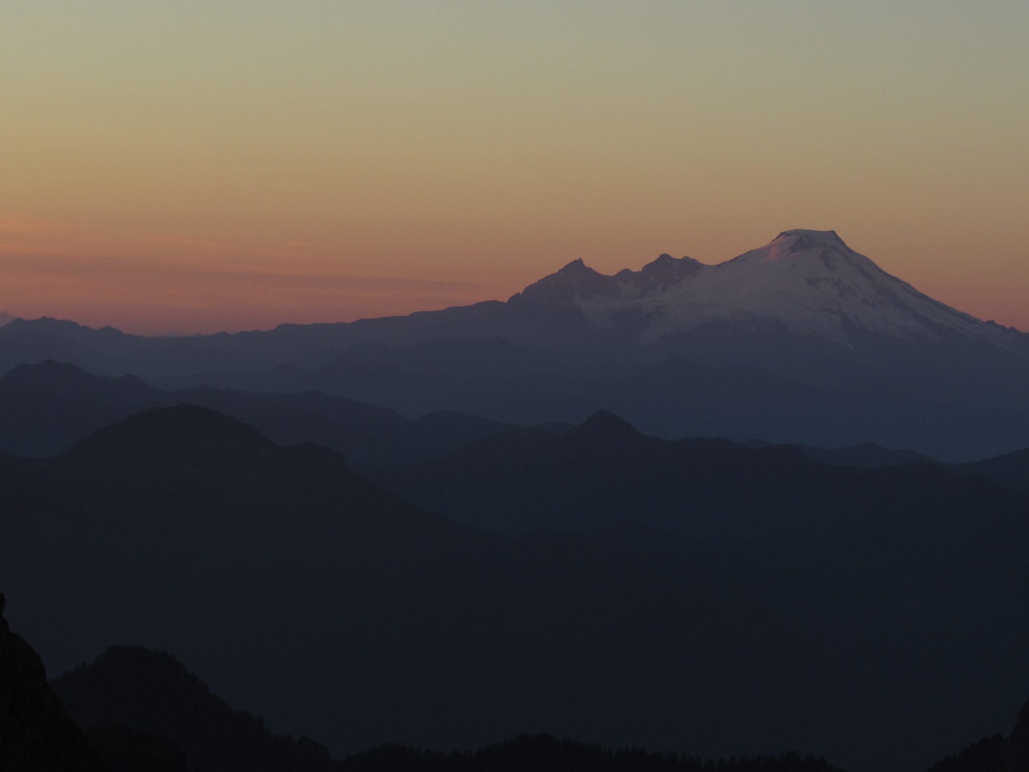 mount baker at sunset from the three fingers fire lookout