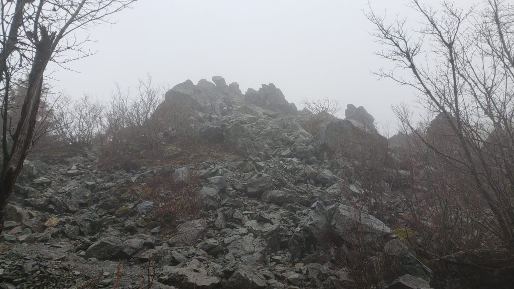 rocky outcrop near mount si summit