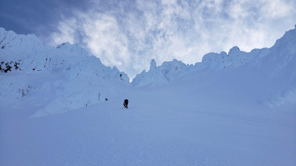 starting up leuthold couloir on mount hood