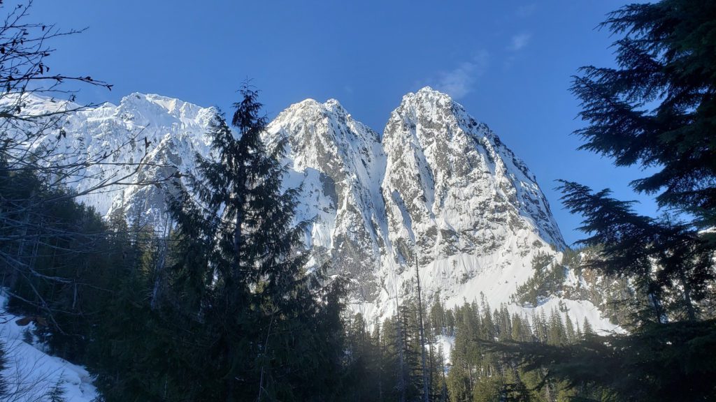 mount index from near lake serene