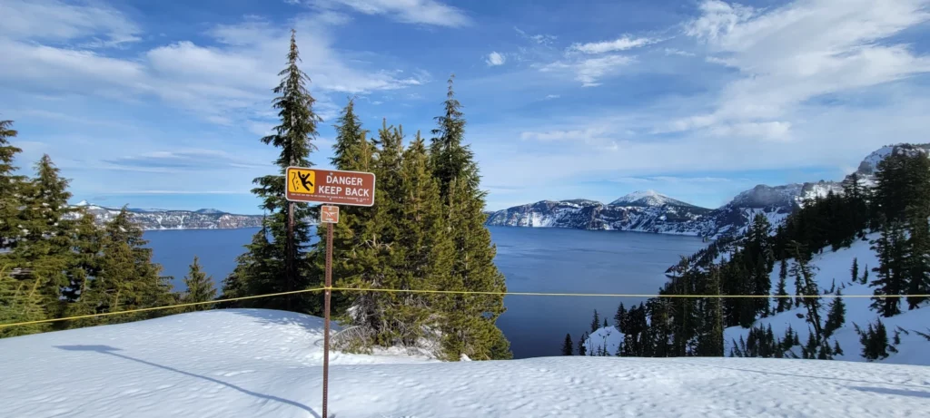 first view of crater lake from the steel visitor center parking area