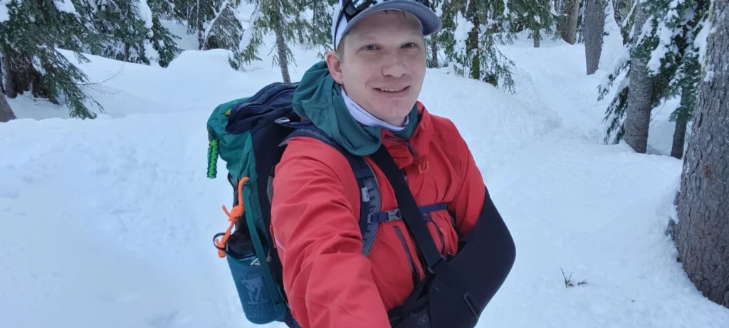one armed snowshoer waterboy