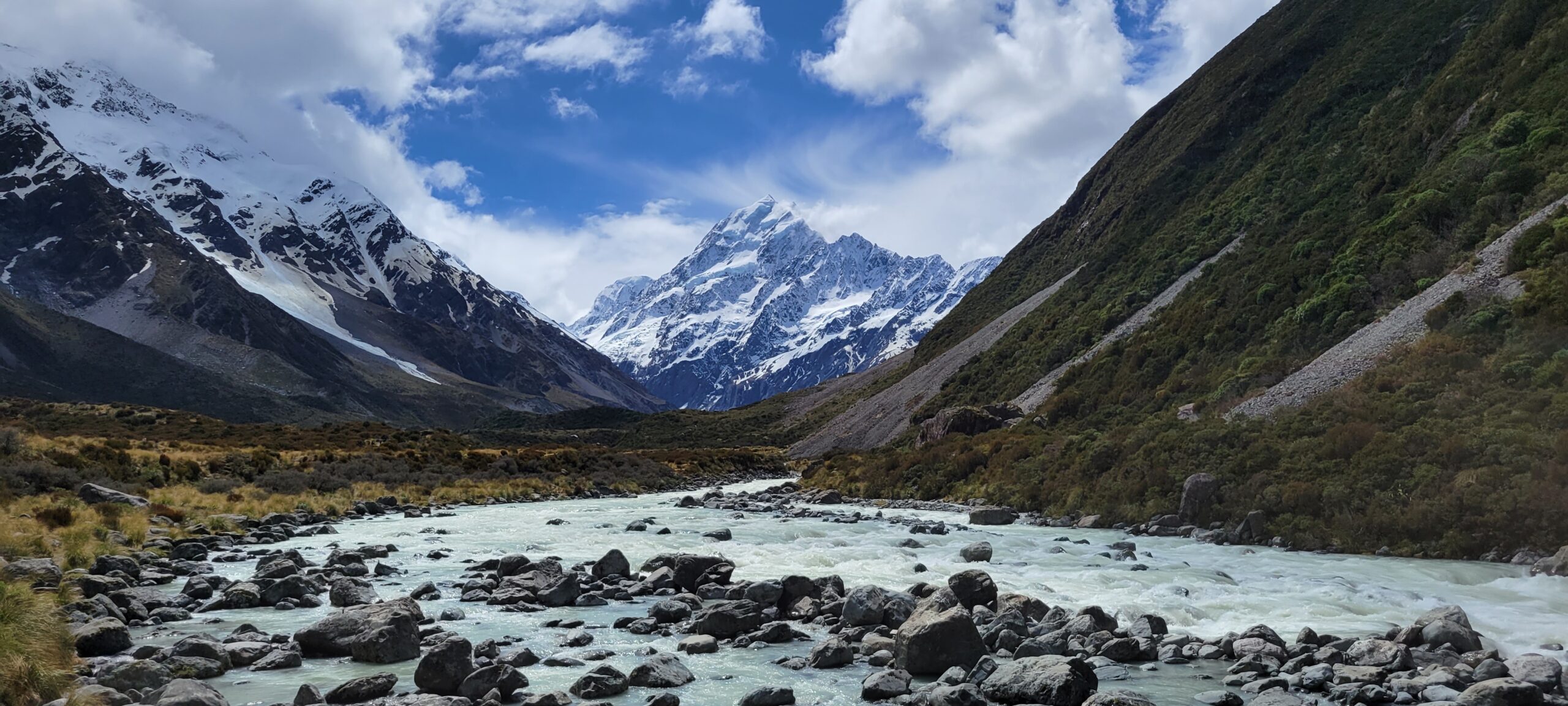 mount cook and the hooker river